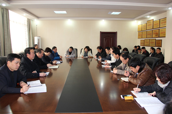 銅富公司傳達(dá)貫徹銅川礦業(yè)公司2017年安全工作會(huì)和穩(wěn)定工作會(huì)精神 銅富公司傳達(dá)貫徹銅川礦業(yè)公司2017年安全工作會(huì)和穩(wěn)定工作會(huì)精神